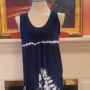 NWOT navy blue & white one-size-fits-all, tie-dye swim cover up w side pockets